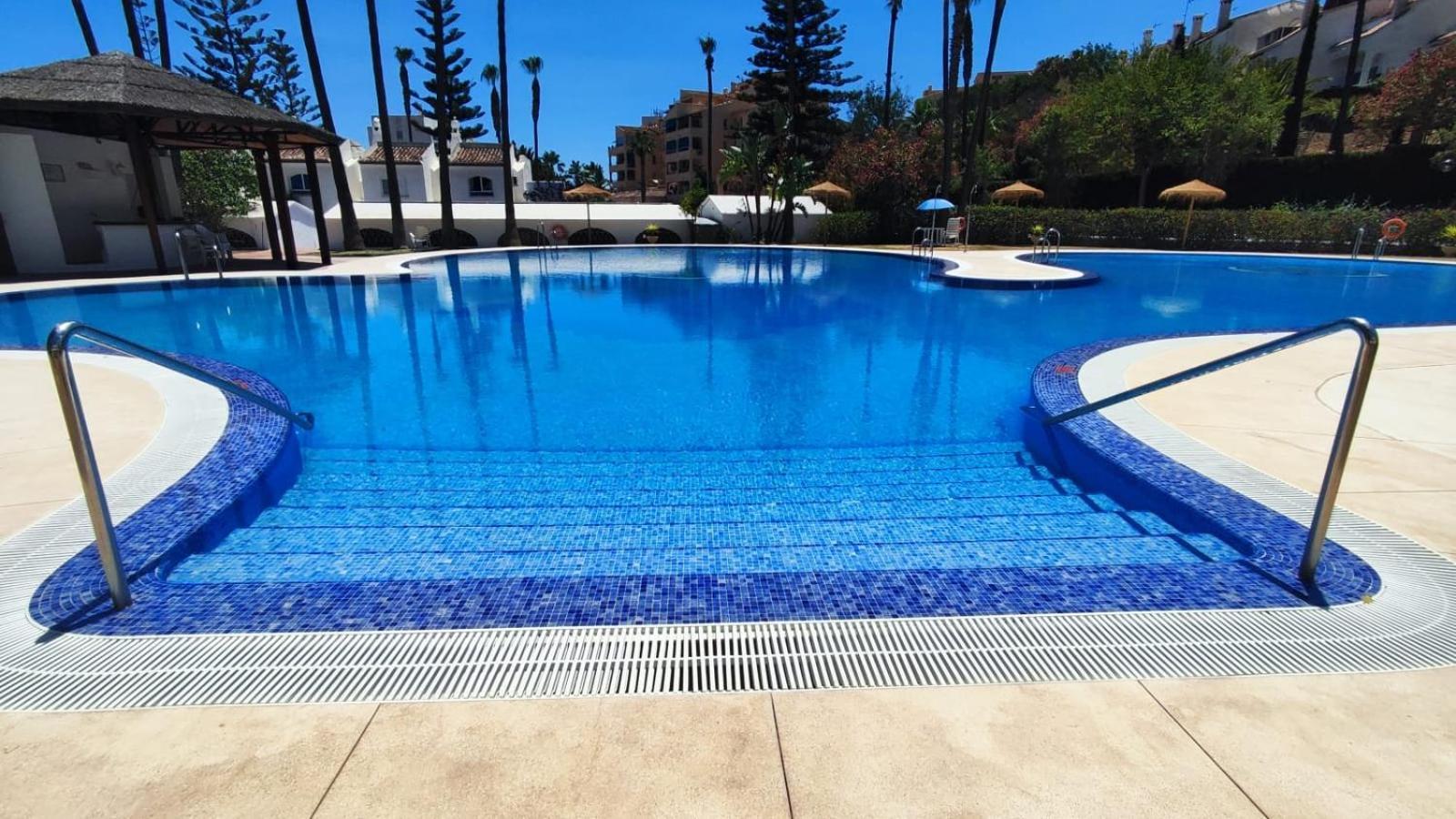 Benalgolf: Seaside With Private Bbq Backyard * Benalmadena